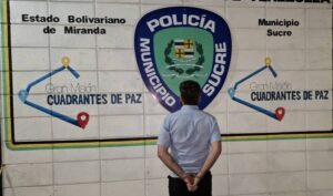 Meten preso a depravado que exhibía sus genitales a una menor en transporte público en la Av. Francisco de Miranda