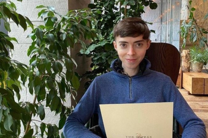 Hombre de 35 años reveló sus secretos para mantenerse joven: Parece un adolescente