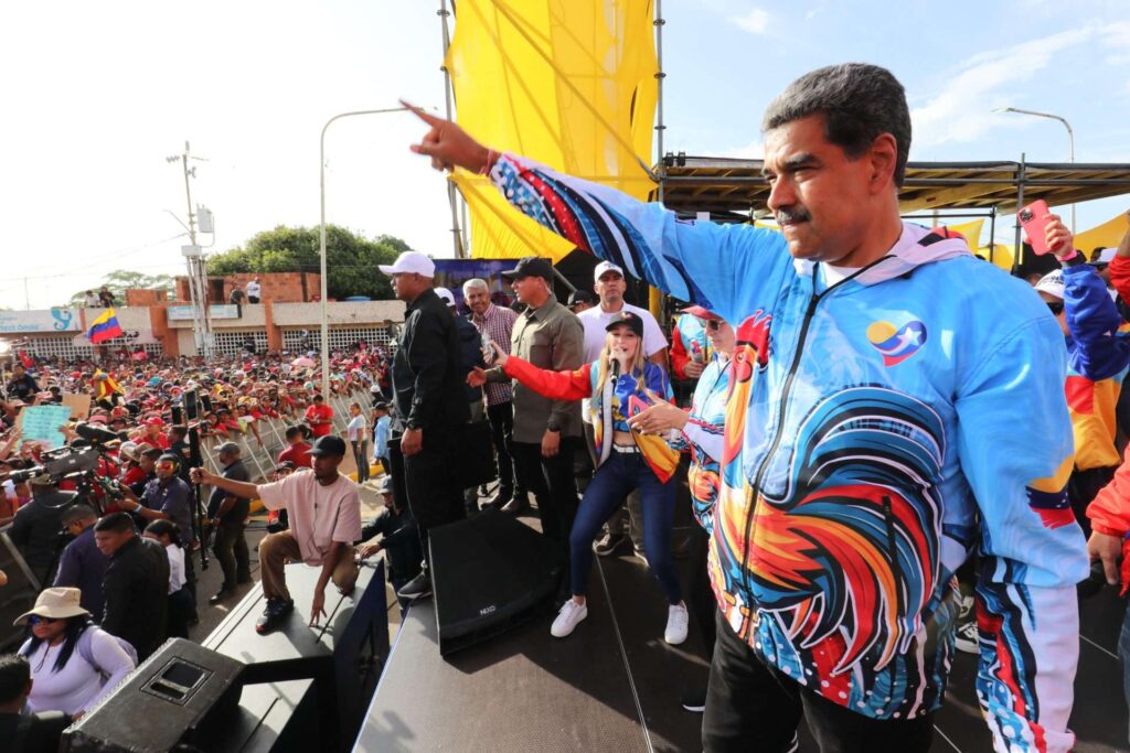 CMIDE: Maduro tiene “altísima” probabilidad de ganar con 53% de los votos