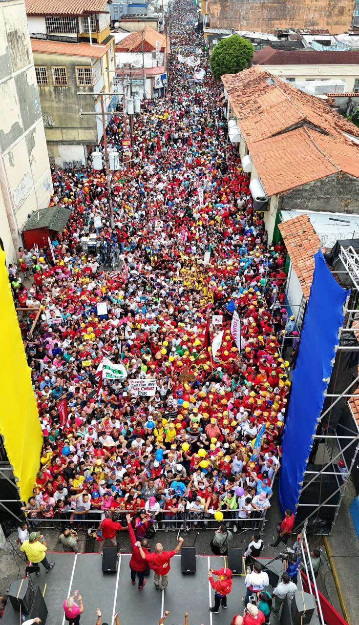 Cabello: Venezuela elegirá entre un títere y un presidente soberano