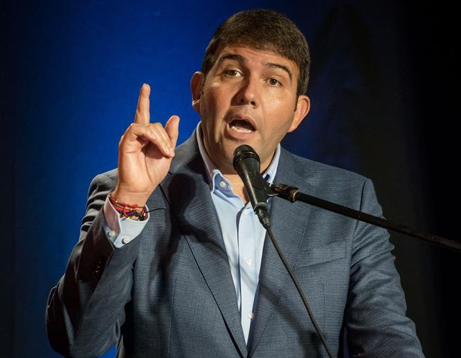 Voy a votar arriba y a la izquierda en la tarjeta del PSUV