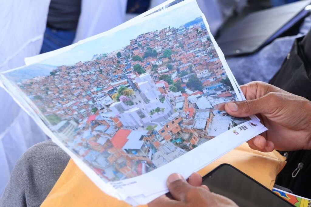 Comunas de Petare inician transformación urbana