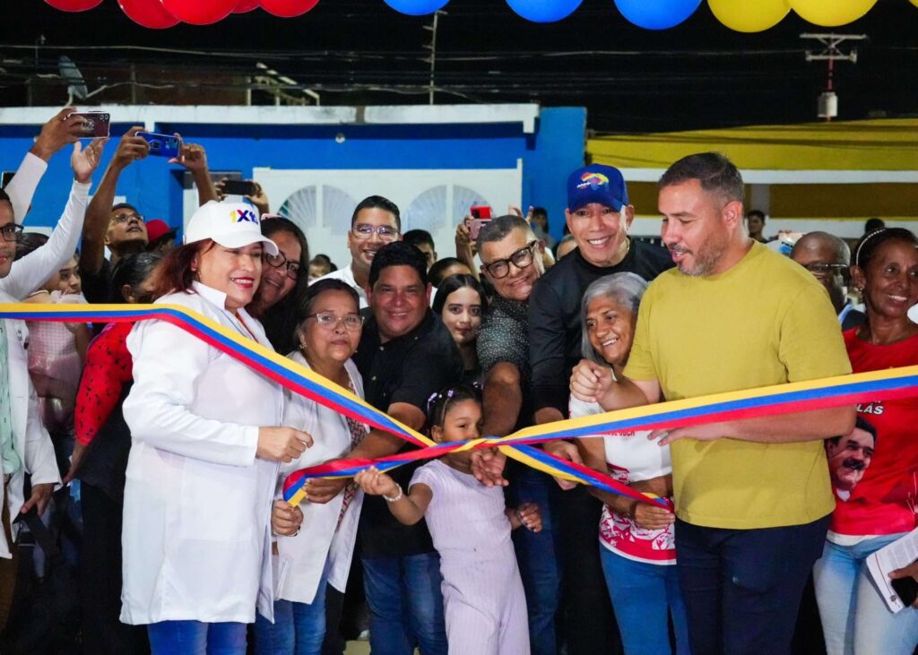 En Puerto la Cruz rehabilitaron vía, centro de salud y cancha deportiva