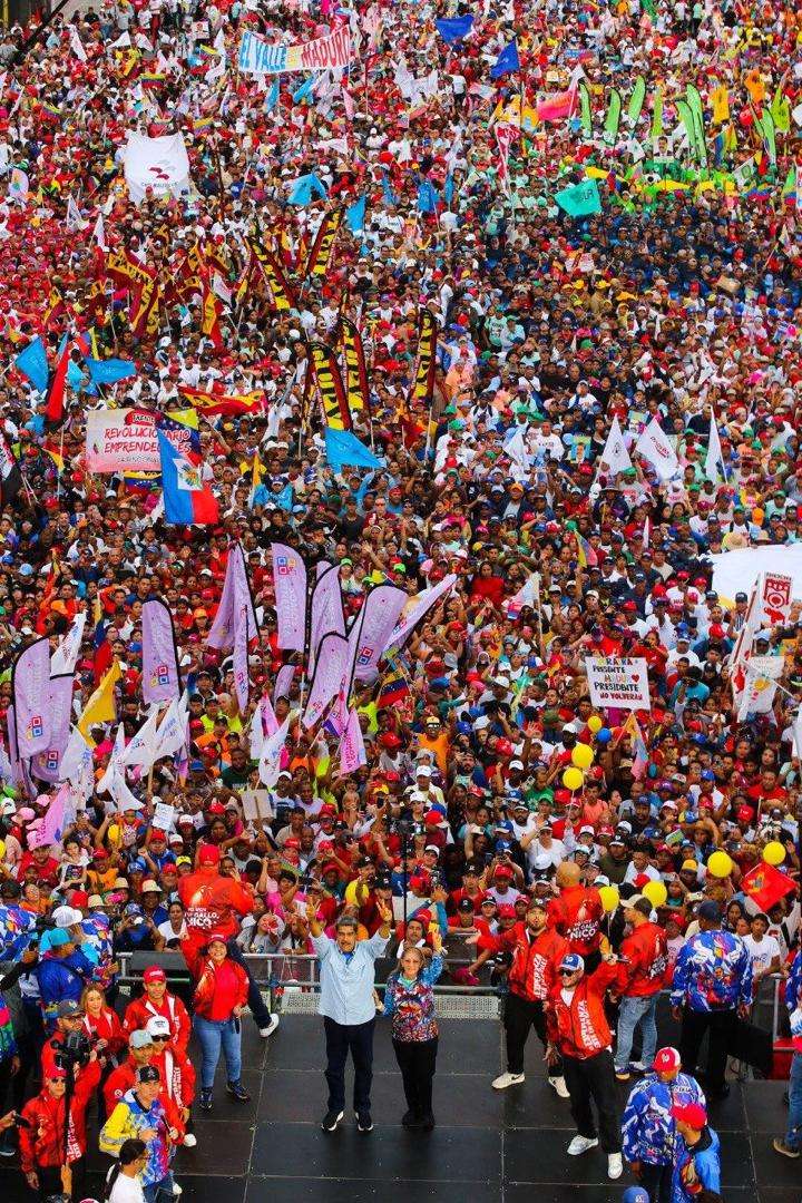 Final de campaña electoral entre el vaporón del Zulia y la brisa caraqueña