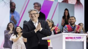 El primer ministro presentó su renuncia