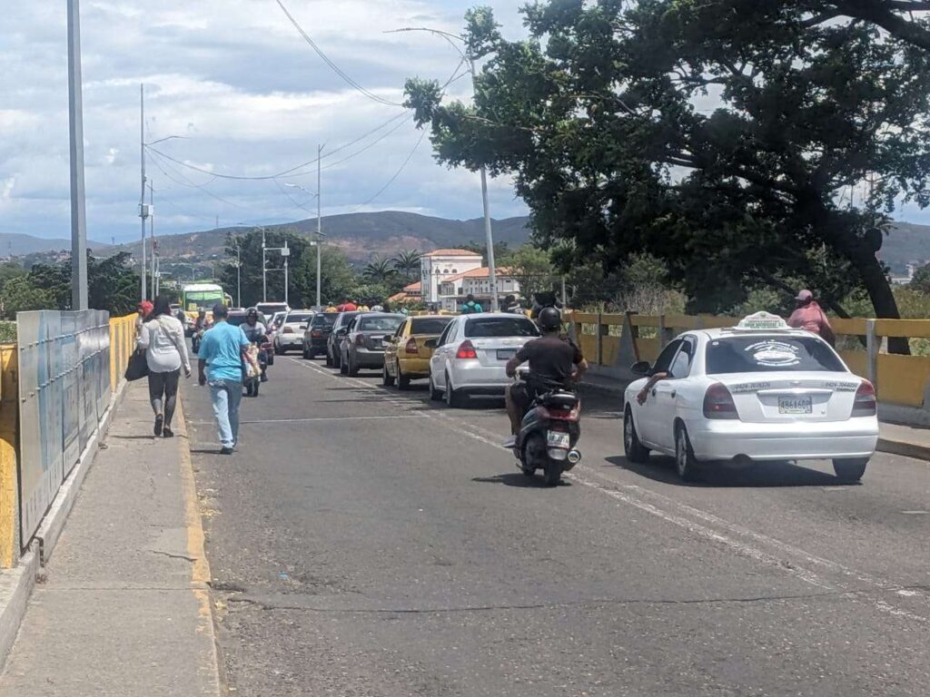 Frontera abierta bajo estricto control en Táchira
