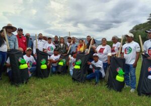 Impulsan producción agro urbana en Lara con la entrega de trabucos Claps