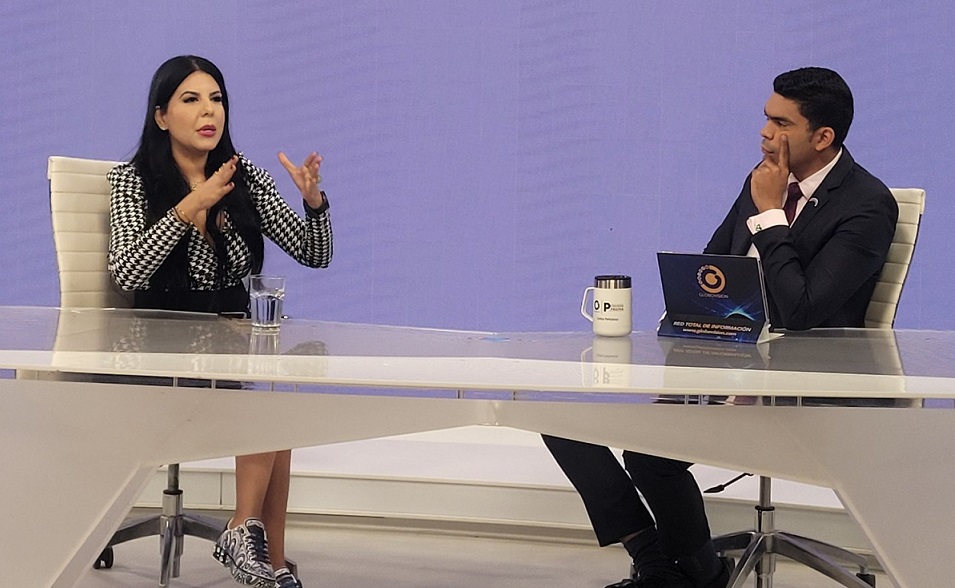 María Corina Machado quiere lanzarse un segundo 'Guaidozazo'