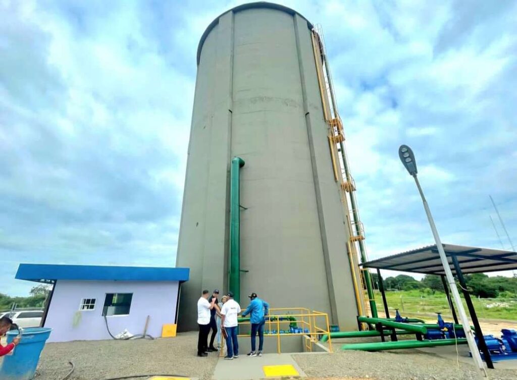Inspeccionan rehabilitación de obras en Calabozo