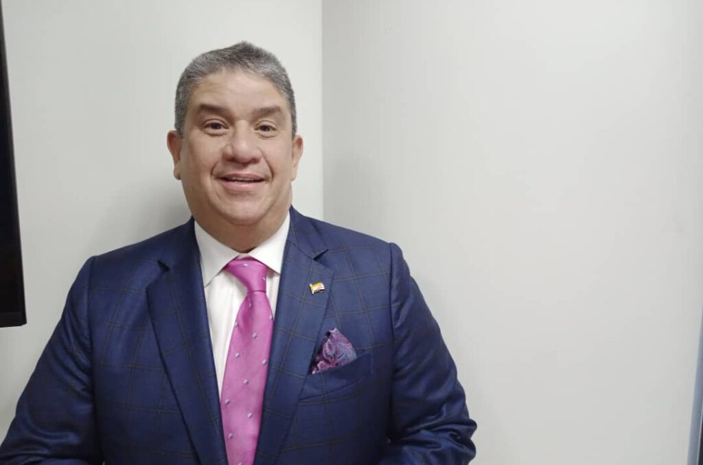 "Es positivo porque nuestros problemas lo resolvemos entre nosotros"