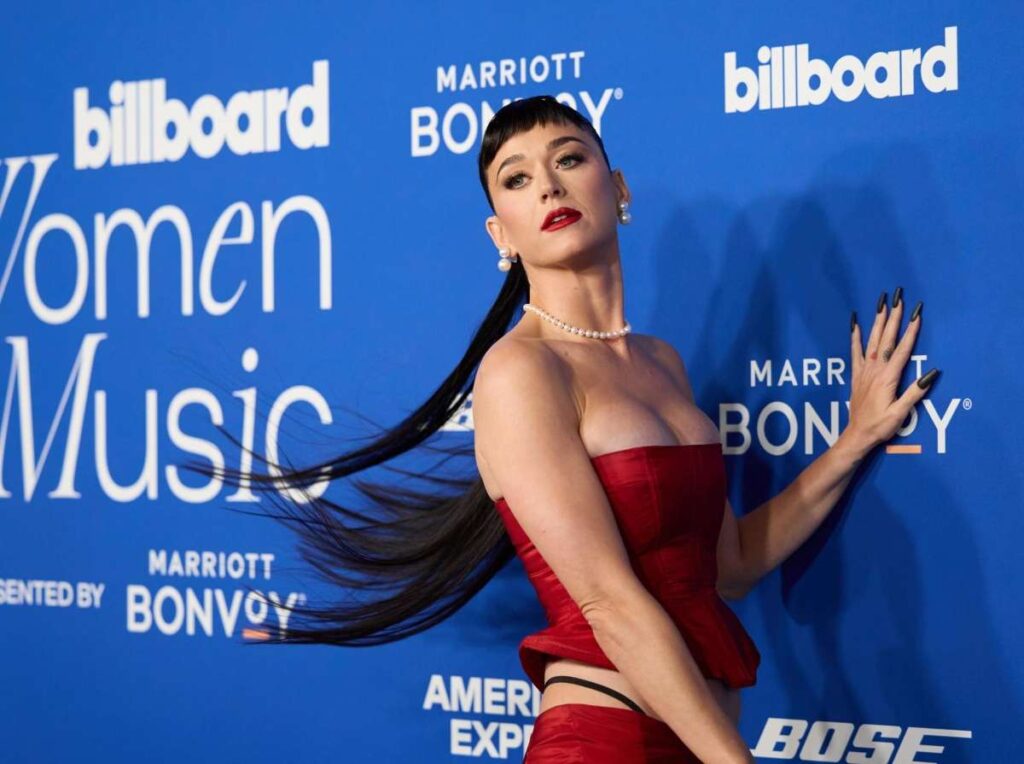Katy Perry anunció lanzamiento de su sexto álbum: '143'