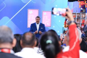 Maduro asegura que la Ley Bases de Milei busca destruir el Estado