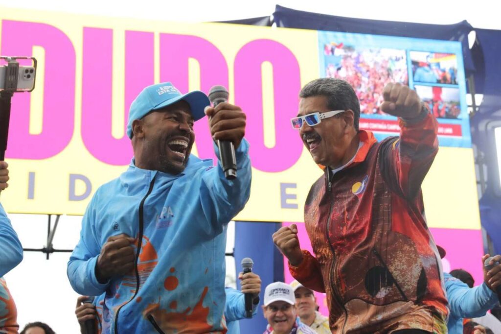 Maduro designa a Delcy Rodríguez madrina del 1X10 en Lara