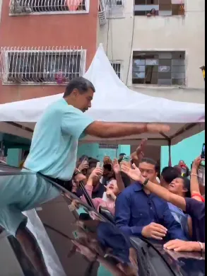 Maduro destacó la movilización del pueblo por los centros electorales