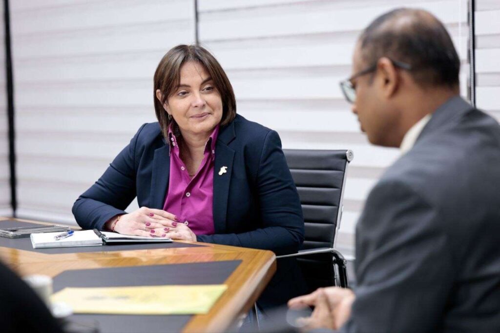 Ministra Jiménez aborda temas de intercambio científico con La India