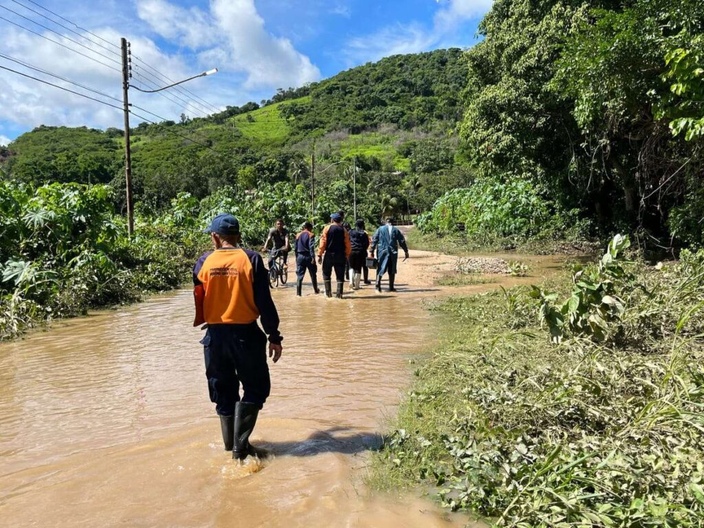 Protección Civil Barcelona monitorea niveles del río Neverí