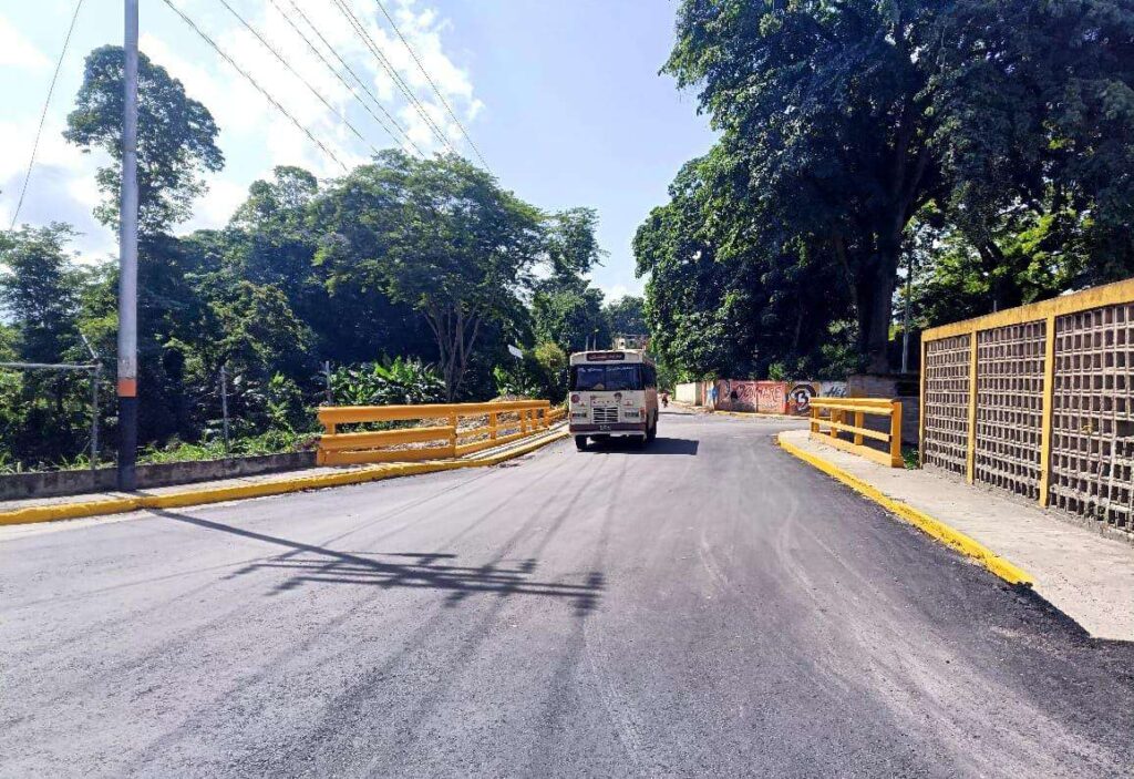 Reabren puente del terminal de pasajeros en Ocumare del Tuy