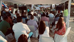 Recuperan infraestructura turística en playa Guacuco
