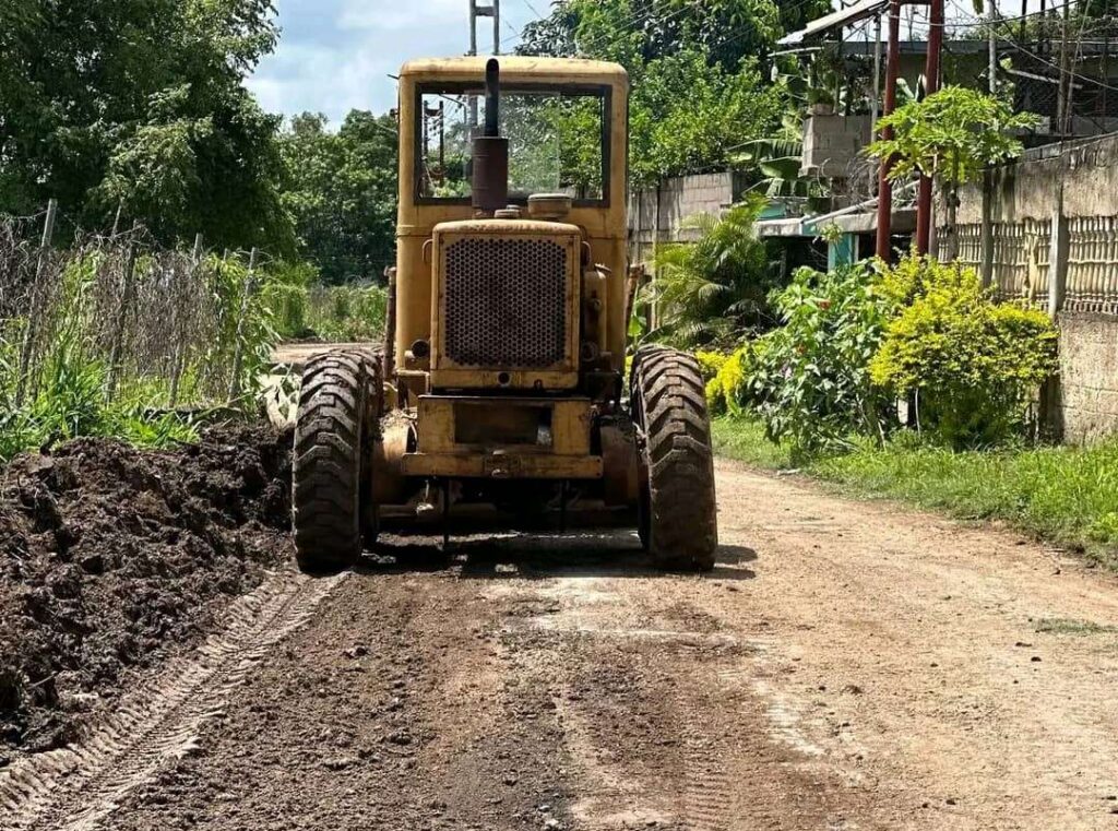 Restauran y amplían vialidad del sector en Santa Teresa del Tuy 