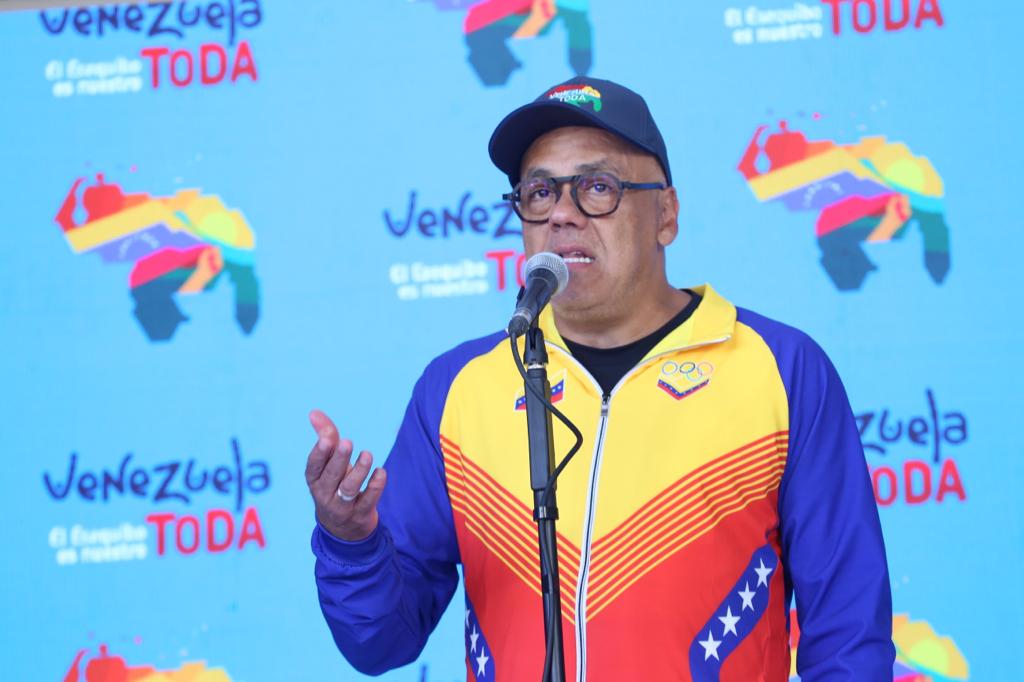 Rodríguez: “Por algo EEUU quiere canales abiertos con el gobierno”