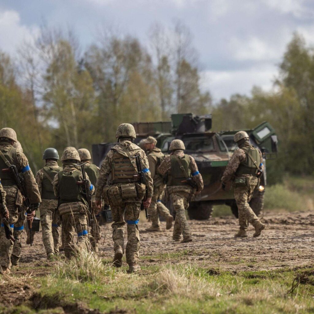 Ucranianos en edad militar se juegan la vida para no ir a la guerra