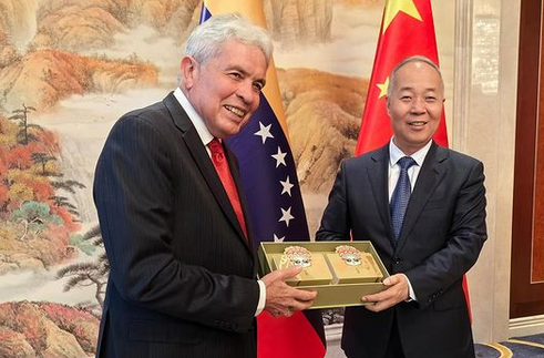 Venezuela y China profundizan intercambios comerciales