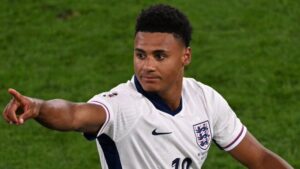 Agónico gol de Watkins mete a Inglaterra en la final contra España