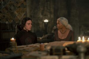 "Pido disculpas por el retraso". El showrunner de 'La casa del dragón' asegura que la temporada 3 va a merecer la pena y explica la conexión con 'Juego de Tronos'