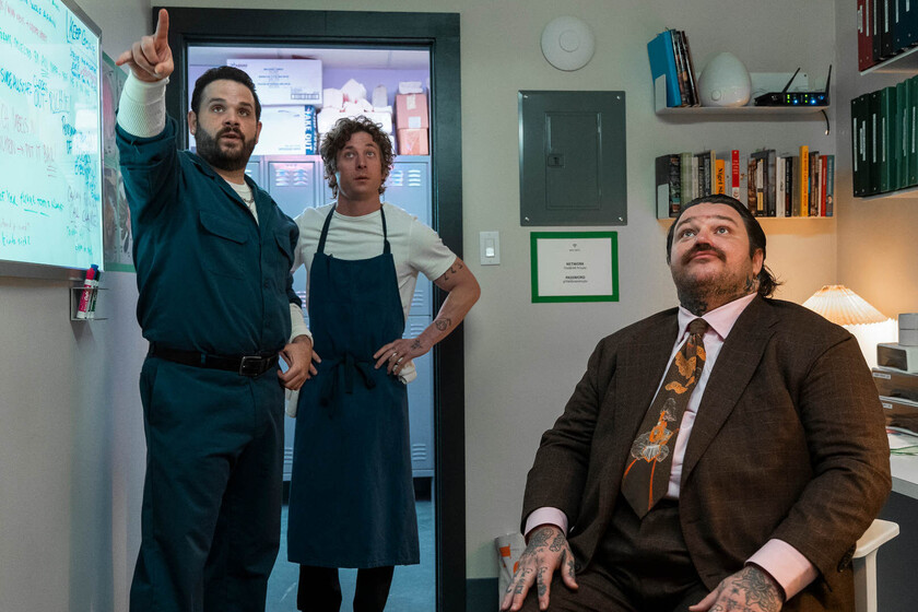 'The Bear' - Todo lo que sabemos de la temporada 4 de la excelente serie culinaria de Disney+ con Jeremy Allen White y Ayo Edebiri