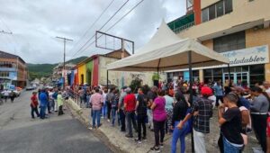 Aragüeños se sumaron con entusiasmo a segunda Consulta Popular