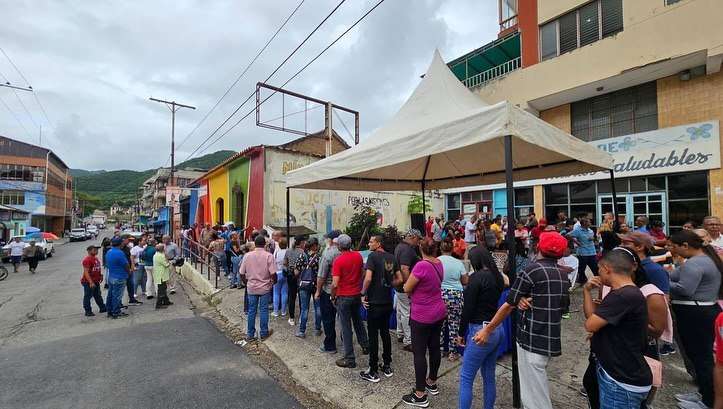 Aragüeños se sumaron con entusiasmo a segunda Consulta Popular