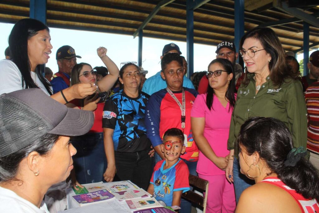 Beneficiadas familias con jornada social vacacional en Barinas