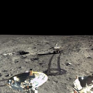 Científicos proponen traer helio-3 de la Luna