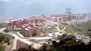 Abuela consiguió a su hija y sus tres nietos muertos en su apartamento