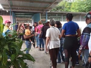 Comuna Hugo Chávez de Tinaquillo participó masivamente en la Consulta
