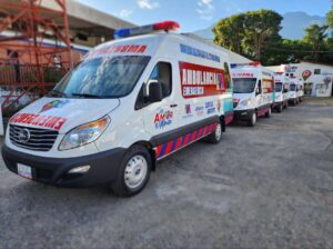 Con 6 nuevas ambulancias darán respuesta a emergencias en Mérida