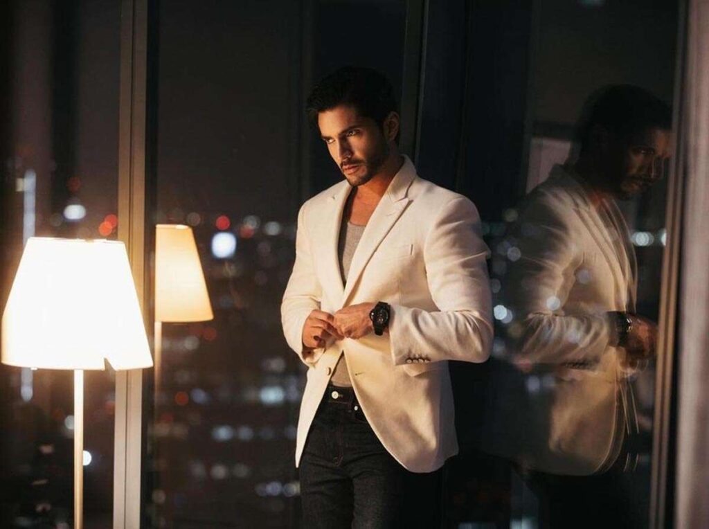 Daniel Elbittar asistió a la gala premier