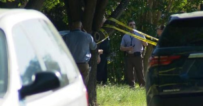 Escondió el cadáver de su padre en la heladera y se hizo pasar por él cuando llegó la policía