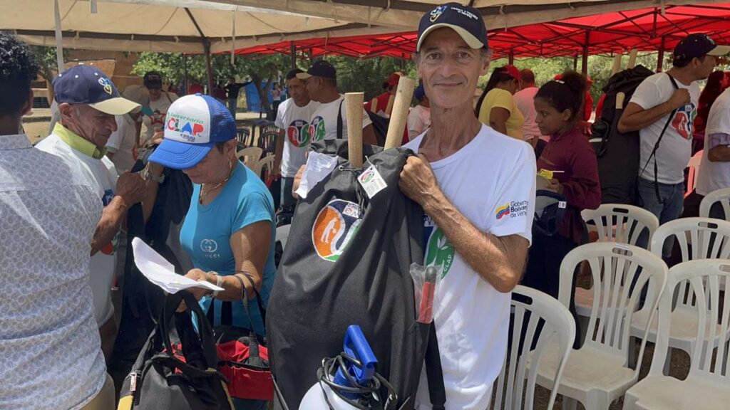 En Nueva Esparta entregaron kits de herramientas del Trabuco CLAP