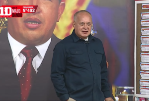 Es un burócrata que termina en la inmoralidad