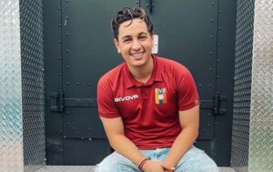 Víctor Drija envía sentido mensaje y aclara su posición política