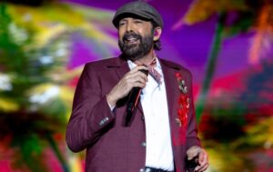Juan Luis Guerra hace un llamado a orar por Venezuela