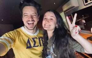 ¿Nueva música? Lasso y Joaquina comparten fotografías desde un estudio de grabación