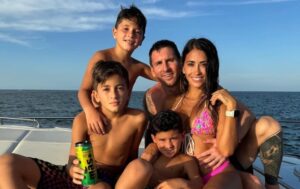Messi y su familia disfrutan de sus vacaciones a bordo de un lujoso yate