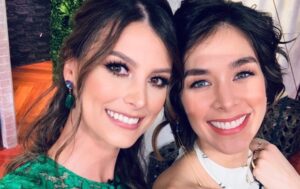 Dayana Mendoza bautiza a Stefanía Fernández