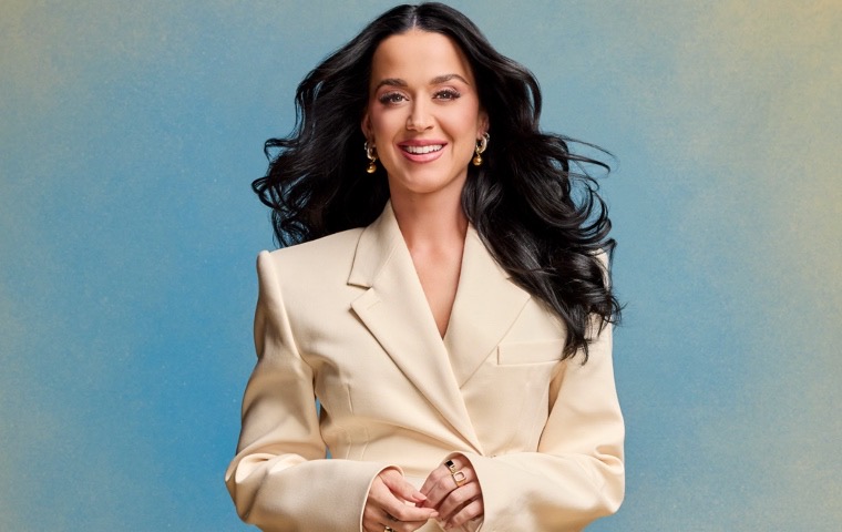 Así reacciona Katy Perry tras recibir una chuchería venezolana