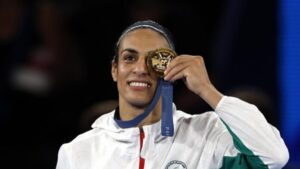 Fiscalía francesa anuncia investigación por ciberacoso contra la campeona olímpica Imane Khelif