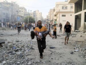 Israelíes disparan directo a la cabeza de los niños