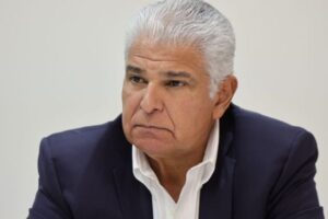 Panamá propone una cumbre regional de presidentes para abordar la crisis de Venezuela