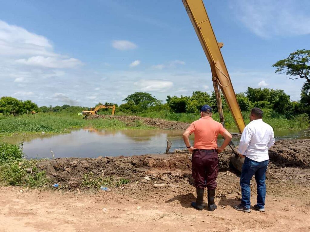 Las aguas en Barranquitas vuelven a su cauce